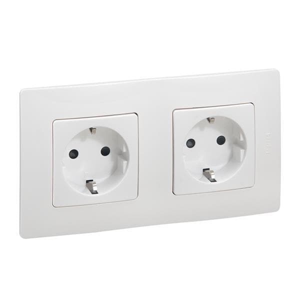 Niloé prise 2 x 2 pôles + T schuko 16A précâblé bornes automatiques Blanc à vis
