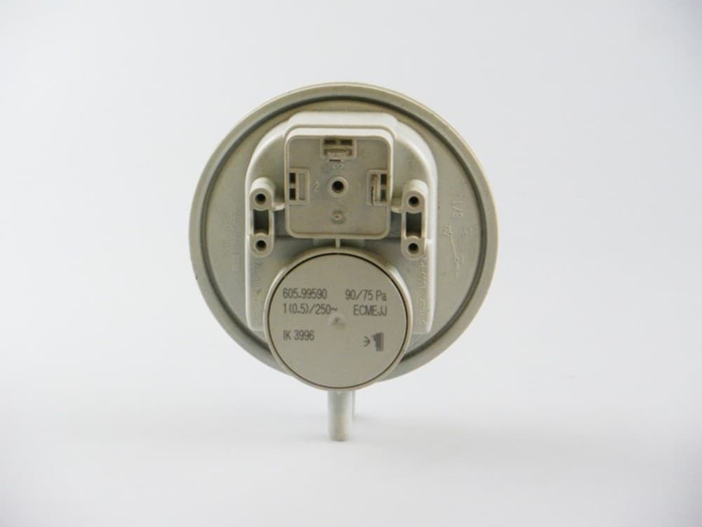 VAMA IK3996 PRESS.HUBA 60590