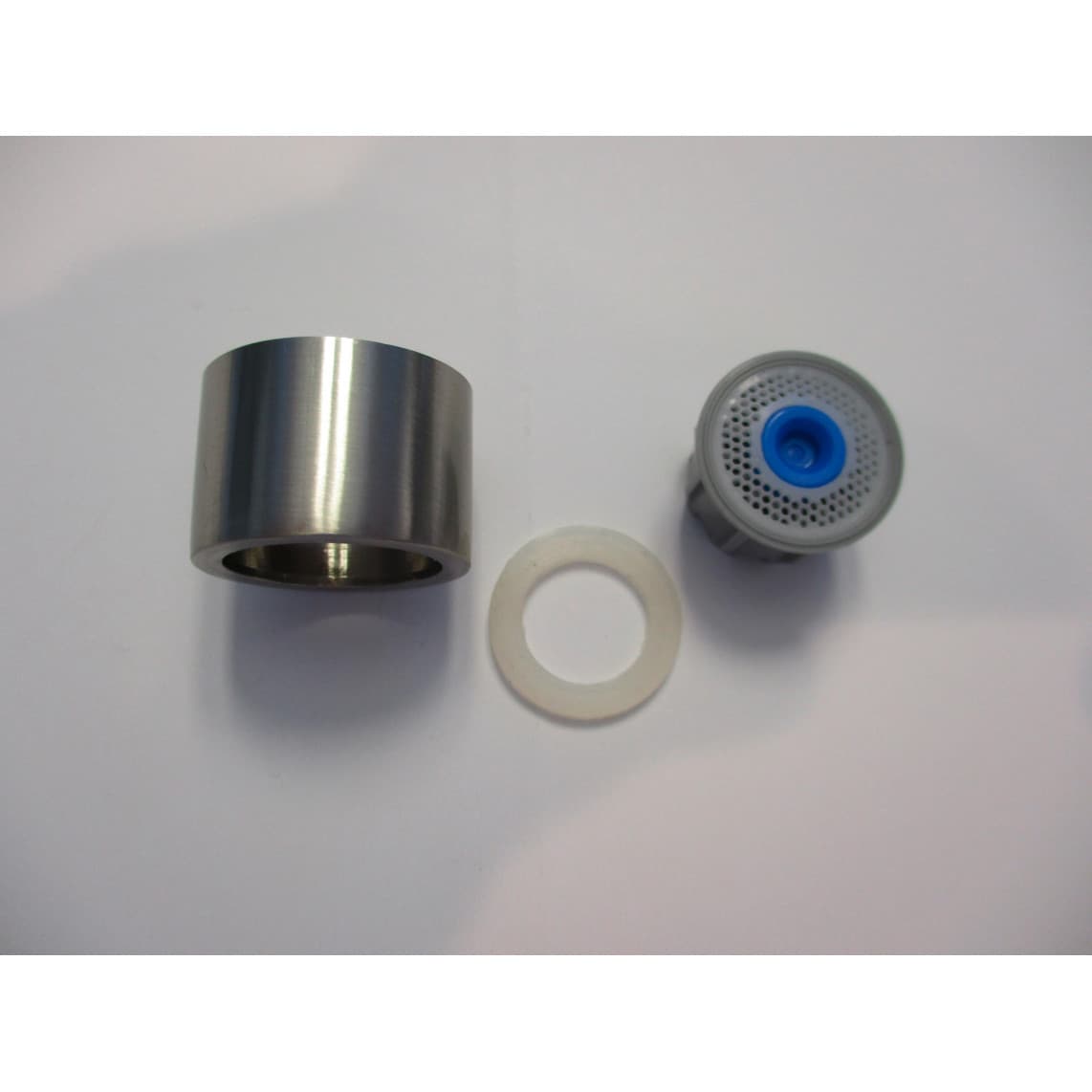 02358 Aérateur anti-goutte avec boîtier, aspect inox, filetage M22x1, par ex. pour 79129