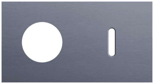 Plaque de recouvrement double, horizontale 71 mm d'entraxe, pour une fonction de prise de courant et une fonction de commutation simple, Niko Rocker alu blue grey brushed