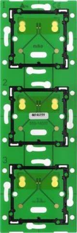 Triple vertical platine murale pour Niko Home control à utiliser avec une unité de raccordement