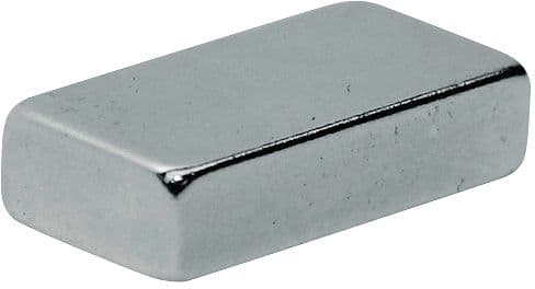 MAGNETE POUR FACE AVANT RADIATEUR