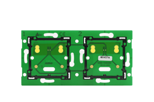 Double horizontal platine murale pour Niko Home Control à utiliser avec une unité de raccordement, 71 x 71 mm