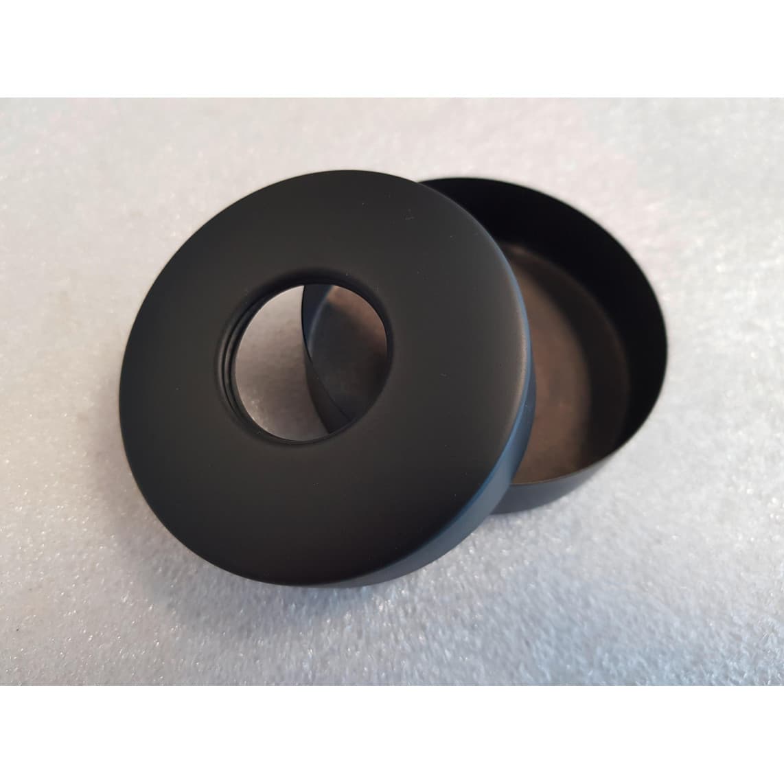 02373 Rosace, noir mat, cylindrique, par ex. pour 18046/2 (2x)