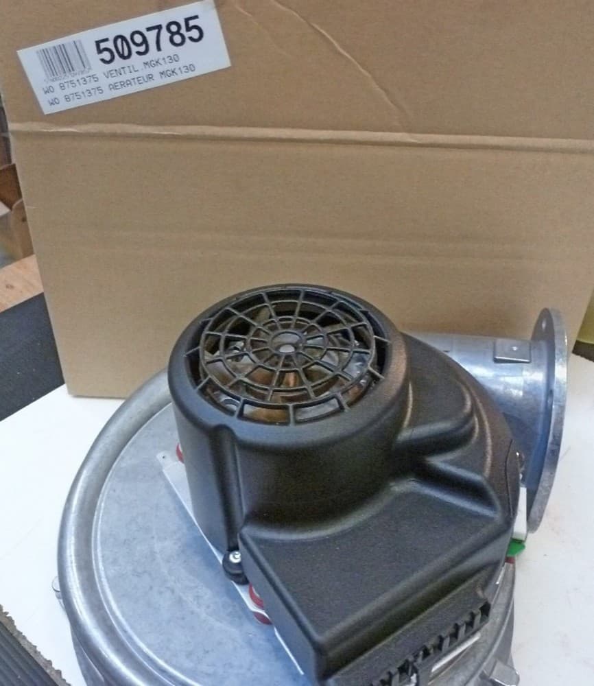 WO 8752357 VENTILATEUR GN
