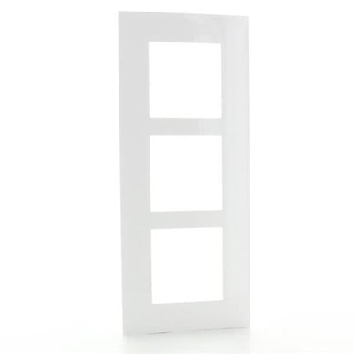 Valena plaque 3 postes vertical entraxe 57mm Blanc Chrome